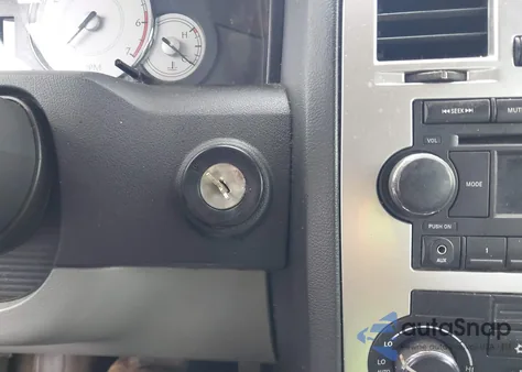 2006 Chrysler 300C from USA, damaged, VIN 2C3KA63H96H496998